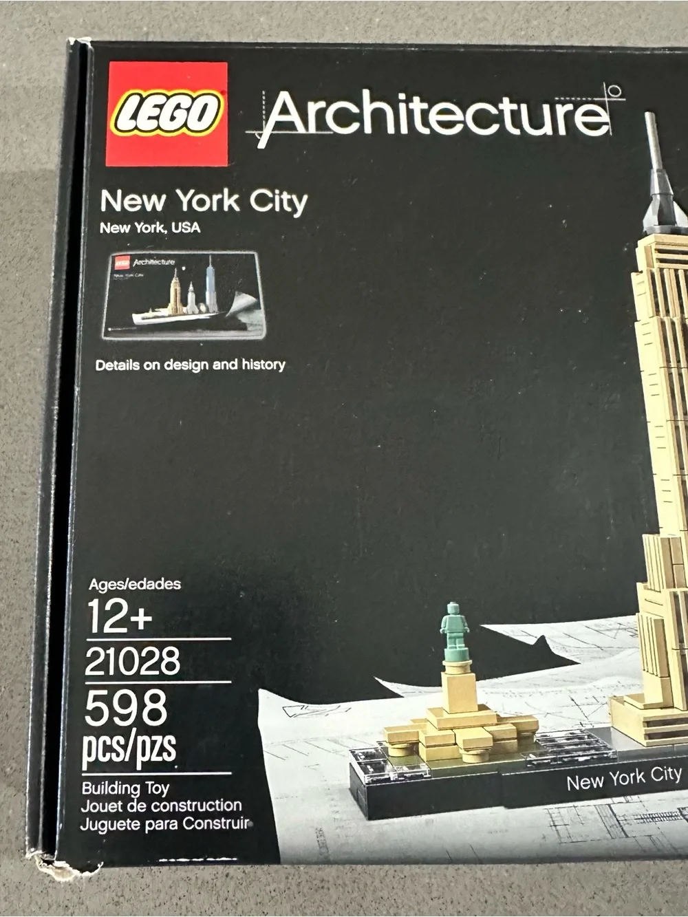 LEGO Architecture New York City 21028 Complete Counted w/ Box & Instructions